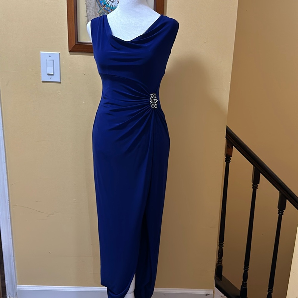 Pre- loved Lauren by Ralph Lauren evening gown size 0P